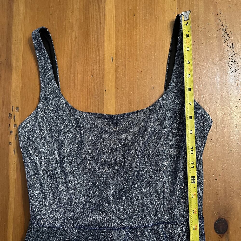 Elegant Silver Evening Gown - Picture 11 of 13